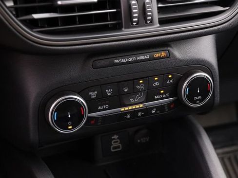 Certified 2024 Ford Escape Active w/ Cold Weather Package FWD image 18