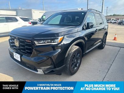 Used 2025 Honda Pilot TrailSport