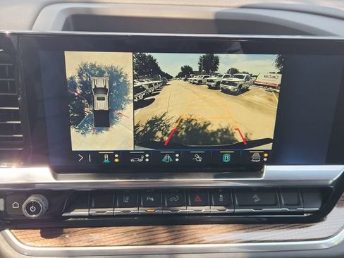 New 2026 Chevrolet Silverado 2500 LT w/ All Star Edition AWD/4WD image 6
