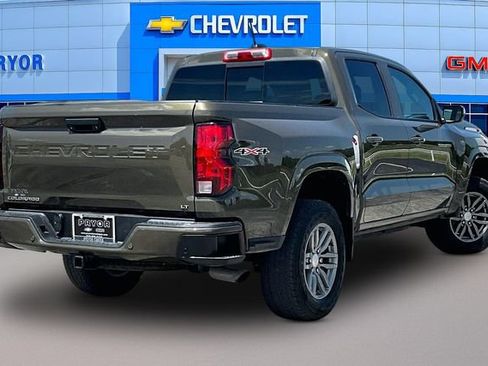 Used 2023 Chevrolet Colorado LT w/ LT Convenience Package II AWD/4WD image 5