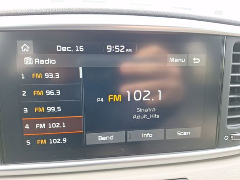 Used 2021 Kia Sportage LX w/ LX Fwd Popular Package image 24