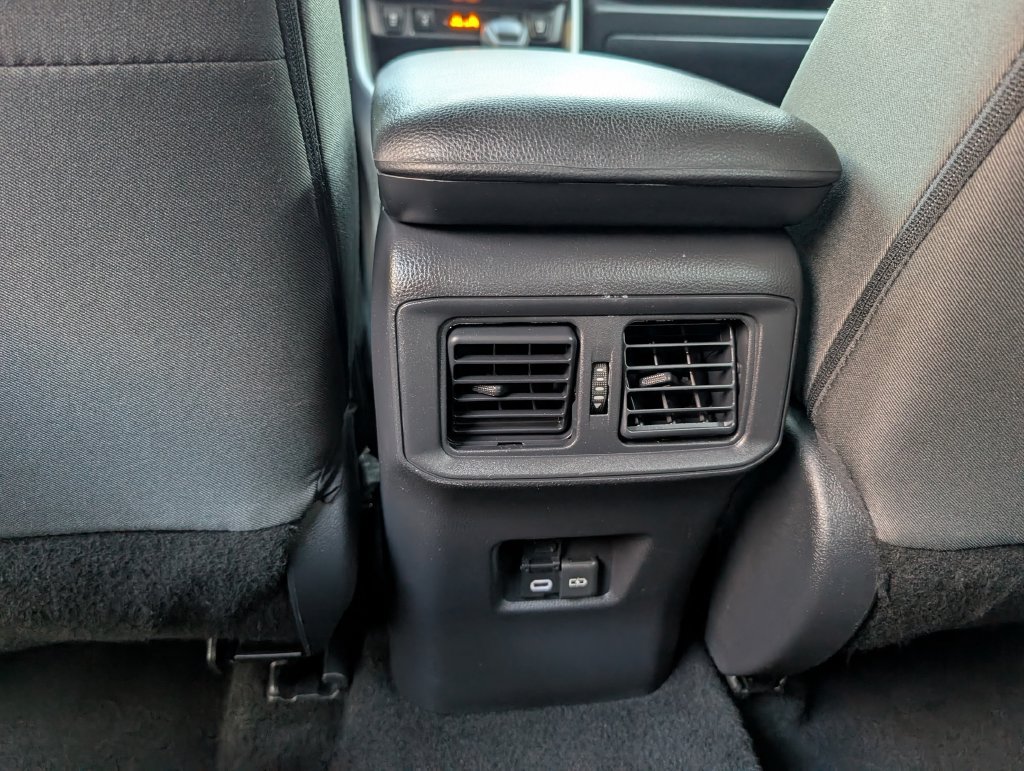 Used 2025 Toyota RAV4 XLE w/ Weather Package AWD/4WD image 16