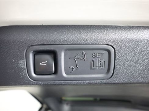 Certified 2023 Ford Expedition XLT image 71