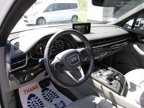 Used 2017 Audi Q7 3.0T Prestige AWD/4WD image 7