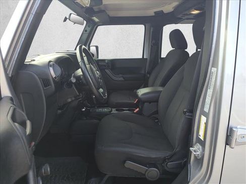 Used 2016 Jeep Wrangler Unlimited Sport w/ Connectivity Group image 12