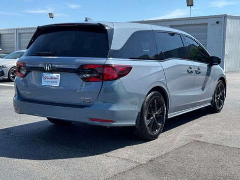 Used 2023 Honda Odyssey Sport image 14