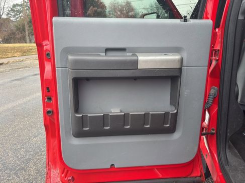 Used 2016 Ford F250 XLT image 19