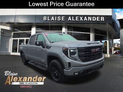 Used 2025 GMC Sierra 1500 Elevation w/ Elevation Premium Package