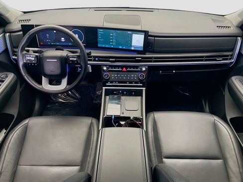 Used 2024 Hyundai Santa Fe Limited image 16