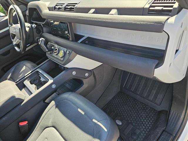Used 2022 Land Rover Defender 110 SE AWD/4WD image 20