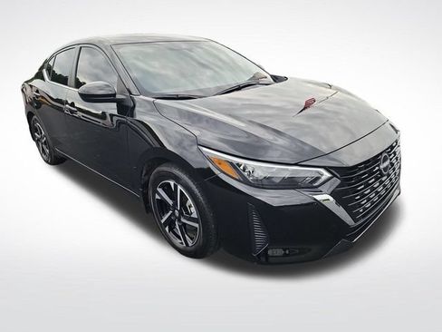 Used 2025 Nissan Sentra SV w/ Trunk Package FWD image 7