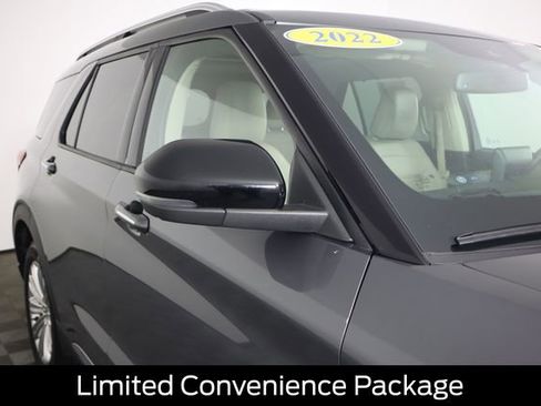 Used 2022 Ford Explorer Limited image 19
