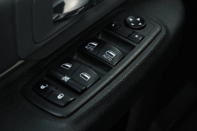 Used 2024 RAM 1500 Classic SLT AWD/4WD image 21