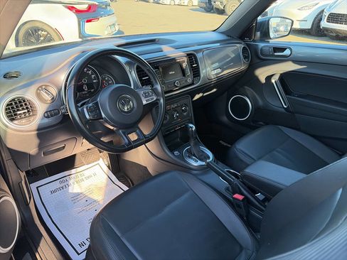 Used 2012 Volkswagen Beetle 2.5 image 25