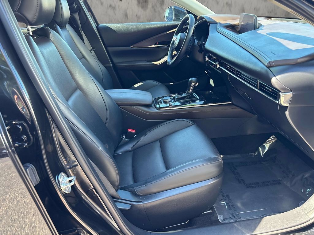 Certified 2024 MAZDA CX-30 AWD 2.5 S w/ Premium Package image 18