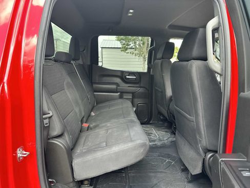 Used 2025 Chevrolet Silverado 1500 Custom w/ LPO, Dark Essentials Package RWD image 18