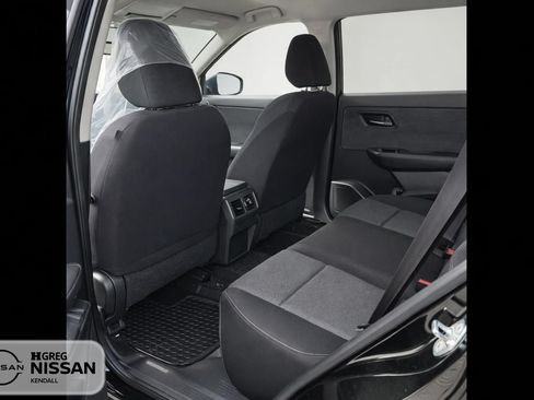 Certified 2022 Nissan Rogue S FWD image 10