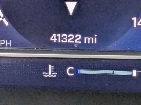 Used 2023 Chevrolet Silverado 1500 LT image 25