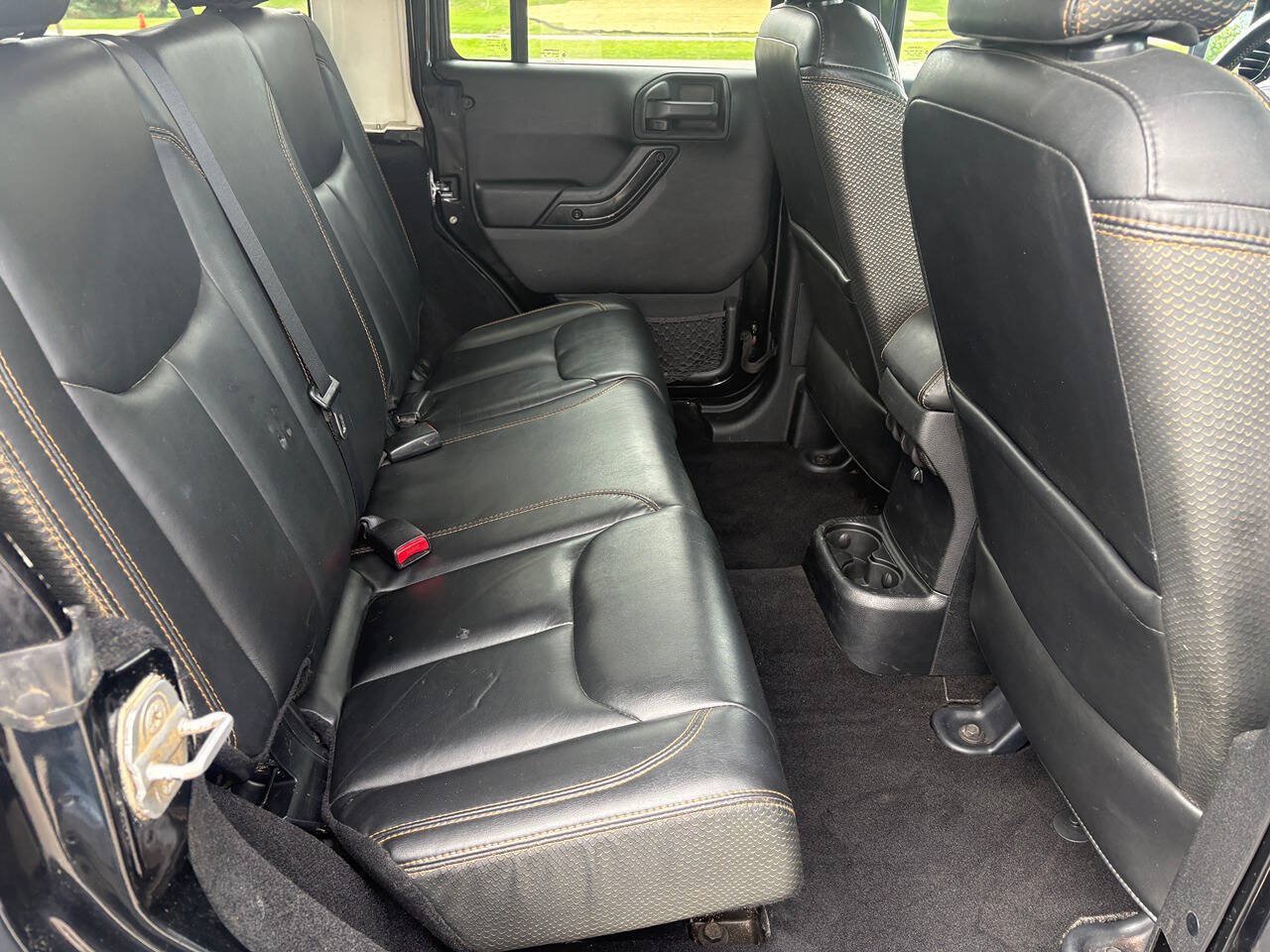 Used 2014 Jeep Wrangler Unlimited Sahara AWD/4WD image 19