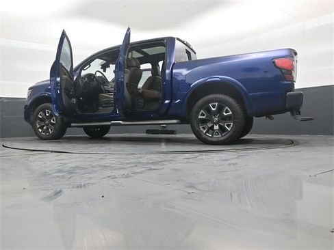 Used 2023 Nissan Titan Platinum Reserve w/ Moonroof Package image 53