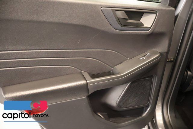 Used 2022 Ford Escape SE FWD image 29