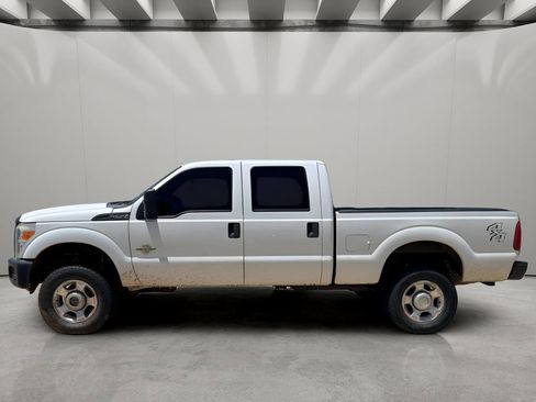 Used 2015 Ford F250 XL AWD/4WD image 2