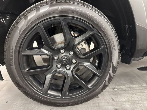 Used 2025 RAM 1500 Laramie w/ Night Edition image 11