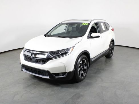 Used 2018 Honda CR-V Touring image 2