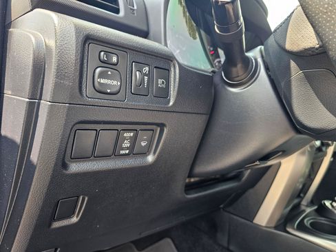 Used 2022 Toyota 4Runner SR5 Premium w/ Moonroof Package AWD/4WD image 21