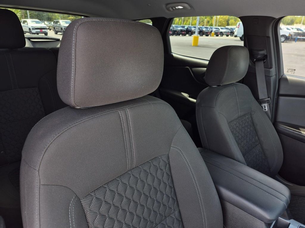 Used 2021 Chevrolet Blazer LT FWD image 12