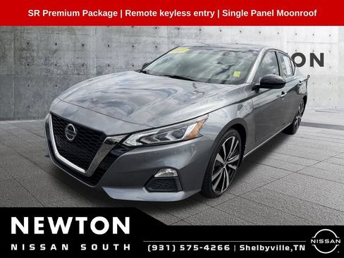 Used 2021 Nissan Altima 2.5 SR w/ SR Premium Package FWD image 1