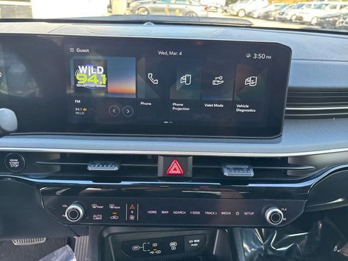 Used 2025 Kia K5 LXS image 18