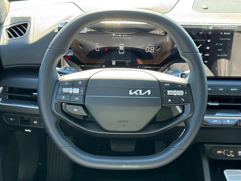 New 2026 Kia K4 EX FWD image 24