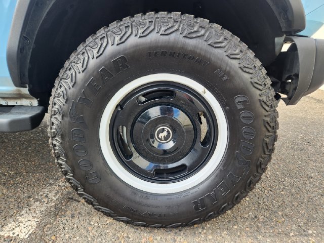 Certified 2024 Ford Bronco Heritage Edition AWD/4WD image 18