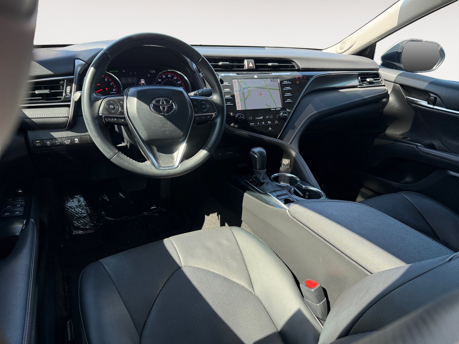 Used 2020 Toyota Camry XSE w/ Driver Assist Package FWD image 15