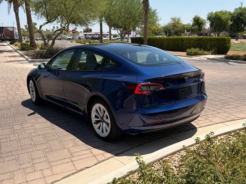 Used 2023 Tesla Model 3 Standard Range RWD image 4