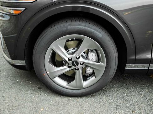 New 2026 Genesis GV70 2.5T image 7