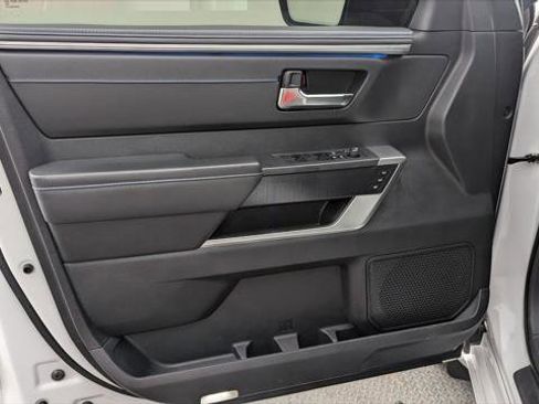 Used 2023 Toyota Sequoia Platinum image 14