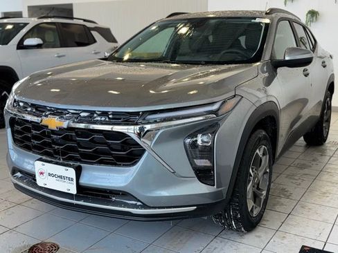 New 2026 Chevrolet Trax LT w/ Driver Confidence Package FWD image 31