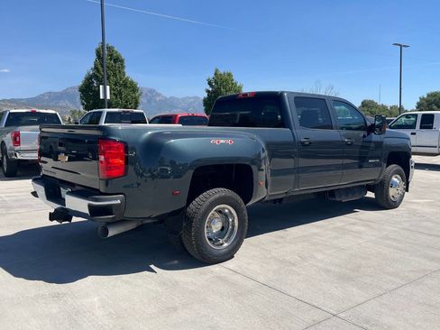 Used 2018 Chevrolet Silverado 3500 LT image 3