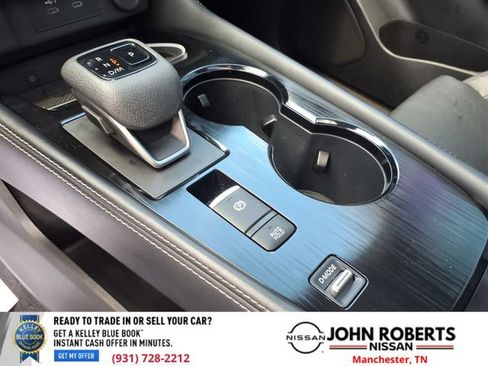 Used 2024 Nissan Rogue Platinum FWD image 30