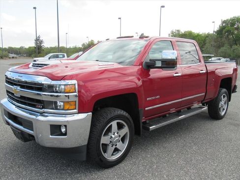 Used 2019 Chevrolet Silverado 2500 LTZ w/ Duramax Plus Package AWD/4WD image 3