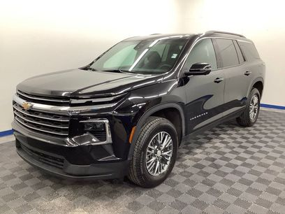 Used 2024 Chevrolet Traverse LT
