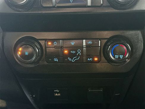 Used 2021 Ford F250 XL w/ Power Equipment Group image 18