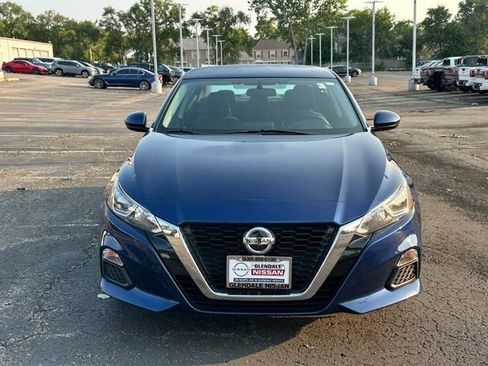 Used 2020 Nissan Altima 2.5 S FWD image 2