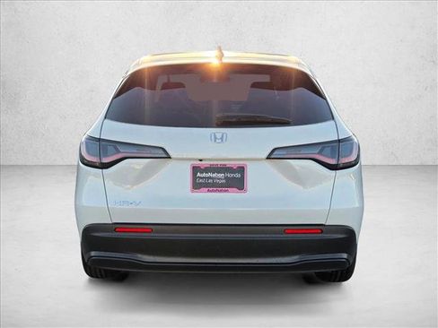 New 2026 Honda HR-V LX image 8