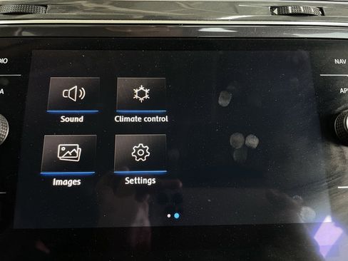 Used 2019 Volkswagen Tiguan SEL image 37