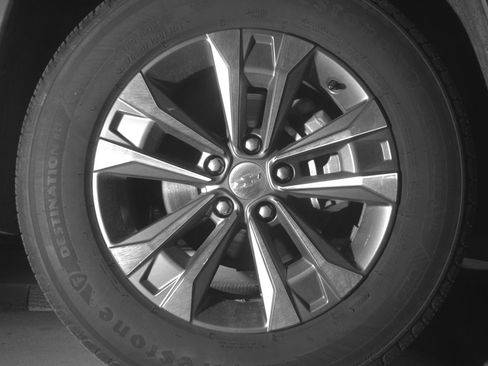 Used 2025 Chevrolet Equinox LT FWD image 13