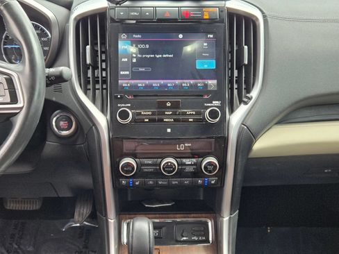Used 2021 Subaru Ascent Touring w/ Popular Package #2 AWD/4WD image 12