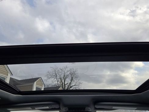 Used 2024 Ford F350 Lariat w/ Lariat Ultimate Package image 26